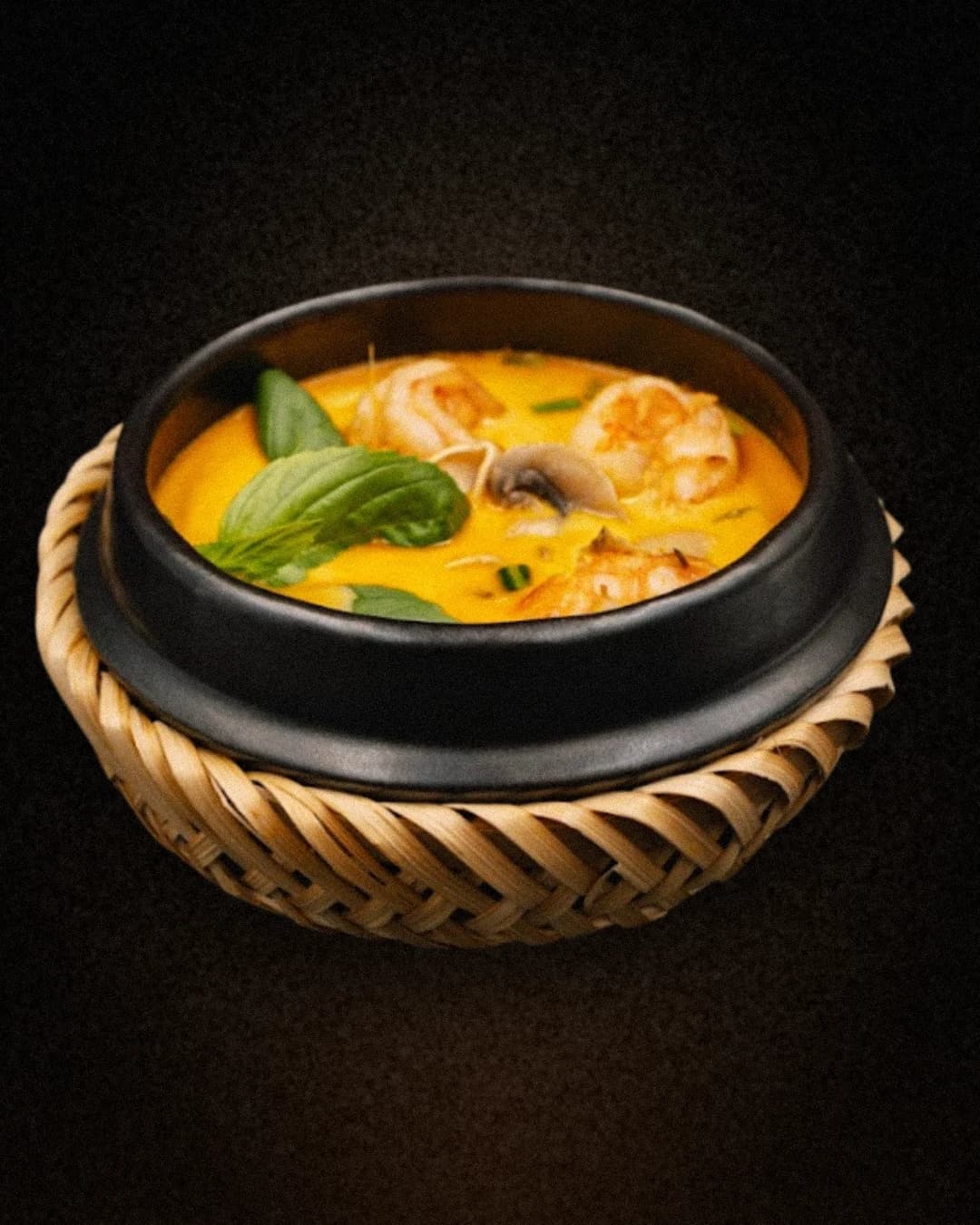 Tom Kha